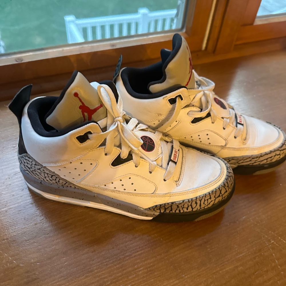 Jordan Son of Mars Kids White and Black Sneakers with Red Accents